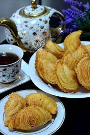 Resepi karipap pusing isi kentang ayam rangup dan sedap sisdamia загрузил: Resepi Karipap Pusing Rangup Iluminasi Pusing Foodie Hand Pies
