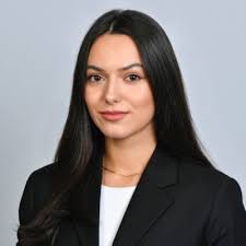 Last cycle in 180 Degrees Consulting Bath I worked as Senior Consultant in… 