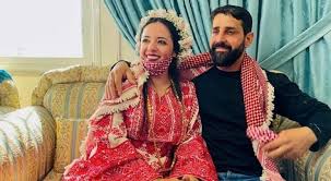 معتز مطر المعارض المصري في تركيا يعلن على قناته على يوتيوب ترك قناة الشرق بعد 7 سنوات من العمل. Ø¨Ø¹Ø¯ Ø£Ù† Ø§Ø­ØªÙÙ„Øª Ø¨Ù‡ Ø²ÙˆØ¬ØªÙ‡ Ùˆ Ø£ÙˆÙ„Ø§Ø¯Ù‡ Ù‚ÙˆØ§Øª Ø§Ù„Ø¥Ø­ØªÙ„Ø§Ù„ Øª Ø¹ÙŠØ¯ Ø§Ø¹ØªÙ‚Ø§Ù„ Ø§Ù„Ø£Ø³ÙŠØ± Ø§Ù„Ù…Ø­Ø±Ø± Ù…Ø¬Ø¯ Ø¨Ø±Ø¨Ø± Ø¨Ø¹Ø¯ Ø§Ø¹ØªÙ‚Ø§Ù„ Ø¯Ø§Ù… 20 Ø¹Ø§Ù…Ø§ Ø¬Ø±Ø§Ø¡Ø© Ù†ÙŠÙˆØ²