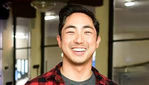 Albert Wei's Instagram, Twitter & Facebook