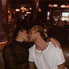 Weitere ideen zu thomalla, thomalla sophia, sophia thomalla tattoo. Sophia Thomalla Postet Erstes Foto Mit Ihrem Neuen Freund Loris Karius Der Spiegel