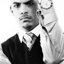 Luz Cepeda's Instagram, Twitter & Facebook