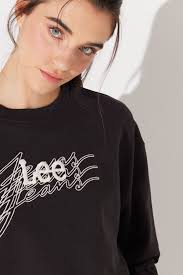 Lee Relaxed Fit Weit geschnittenes Damen-Fleece-Sweatshirt aus 100 %  Baumwolle mit Rundhalsausschnitt- Trendyol