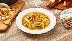 Maultaschen Fladlesuppe Mit Gerosteten Zwiebeln Rezept Rezepte Suppen Und Eintopfe Gerichte Mit Nudeln