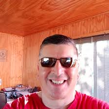 Maximiliano Falcón tiene sondeos de Brasil, México, Argentina y Uruguay. Él  quiere mucho a Colo-Colo, además tiene contrato hasta 2025. También está en  trámite su nacionalización.