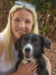 Dani Rafferty's Instagram, Twitter & Facebook