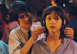 Two young people without any experience in love, decide to give their bodies to the fate and destiny of life. La Boum Que Sont Devenus Les Acteurs De La Boum Elle