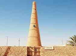 دليل لايفوتك برج الشنانة يقع هذا الموقع الأثري على بعد 3 كم من محافظة الرس بمنطقة القصيم حيث يصل ارتفاع هذا المبنى إلى 30 مترا يعود إلى عام 1111 هجري ل