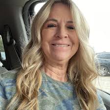 Just moved to Florida. I'm single and need new friends