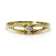 Dainty Modernist Diamond Ring 1970s Yellow Gold Solitaire