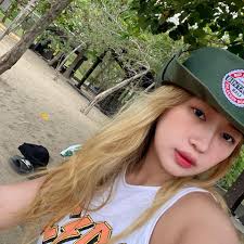 Annika Erin (@itsannikaerin) • Facebook