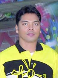 Al Zamil Metal bowlers pull away from chasing pack