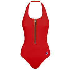 L'association de couleurs classiques, le rouge, le blanc et le bleu, ainsi que l'ancre créent un. Maillot De Bain Femme Rouge Une Piece