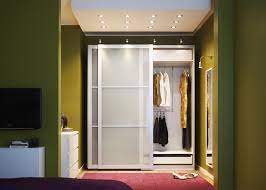 The smallest bedroom can accommodate good storage space by using wall space correctly. Pin On Wow Home
