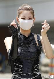 #itzy #있지 #midzy #itzme #wannabe #wannabeitzy. ì‚¬ì§„ ìžˆì§€ ë¦¬ì•„ ì¸í˜• ë¨¸ë‹ˆíˆ¬ë°ì´