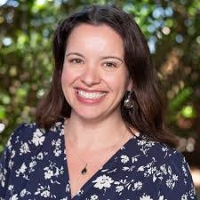 Amanda Bayard's Instagram, Twitter & Facebook