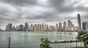 وقدم الأطباء في الصين وتحديدا في ووهان ومقاطعة هوبي المحيطة بها، والتي كانت نقطة الصفر لتفشي المرض، العديد من الإجابات حول كيفية مهاجمة الفيروس للجسم. ØªØ¹Ø±Ù Ø¹Ù„Ù‰ Ø­Ø§Ù„Ø© Ø§Ù„Ø·Ù‚Ø³ ÙˆØ¯Ø±Ø¬Ø§Øª Ø§Ù„Ø­Ø±Ø§Ø±Ø© Ø§Ù„Ù…ØªÙˆÙ‚Ø¹Ø© ØºØ¯Ø§ ÙÙŠ Ø§Ù„Ø¥Ù…Ø§Ø±Ø§Øª Ø¨Ø±Ù‚ Ø§Ù„Ø¥Ù…Ø§Ø±Ø§Øª