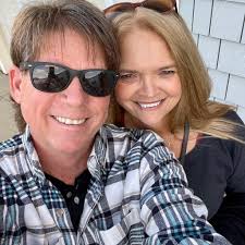 Occupational Motorola radio value and legality?