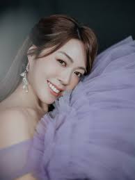 好夢幻的紫色💜☁️ 📸 @ryan_gallery_ 💄 @k.w.m_winnie 👗 @miss.weddinggown 💇‍♀️  @kira_kami_hair @shizuku_a.c
