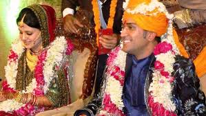 She loves cooking so much that, while out on tour with m.s.dhoni. Sakshi Dhoni Wiki Age Husband Family Biography More Wikibio