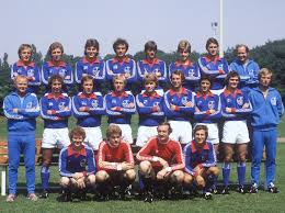Voici le profil de l'entraîneur : Bayer 05 Uerdingen Kader 2 Bundesliga 1977 78 Kicker