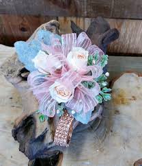 This bright dendrobium orchid corsage can complement almost any wardrobe with its island flavor and is perfect for your las vegas wedding. Rose Gold Blush Corsage In Las Vegas Nv Windmill Floral Expressions