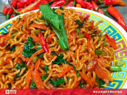 Resep indomie goreng kuah 3. Buat Mie Goreng Pedas Sederhana Yuk Indozone Id
