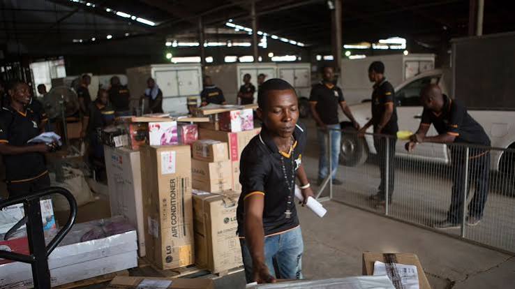 An E-Commerce Challenge in Africa: Selling to People Who Aren't Online |  The New Yorker