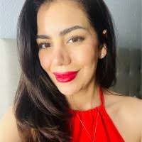 Martha Vale's Instagram, Twitter & Facebook