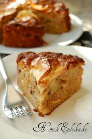 Eplepai A Norwegian Apple Cake Gateau Norvegien Aux Pommes Gateaux Et Desserts Recette Dessert Gateau Pomme Canelle