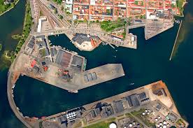 Kalmar is a city in the southeast of sweden, situated by the baltic sea. Kalmar Marina In Kalmar Sweden Marina Reviews Phone Number Marinas Com