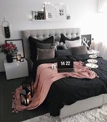White bedroom ideas tumblr best of girls christmas bedroom makeover. Aesthetic Black And White Bedroom Tumblr Largest Wallpaper Portal