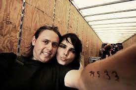 Pin On Gerard Way