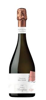 Franciacorta, un unico termine per identificare in modo preciso un vino, un territorio e il metodo di produzione. Riccafana Franciacorta Docg Rose Brut Millesimato Bio Products La Riccafana Shop Online Cantina Fratus La Riccafana