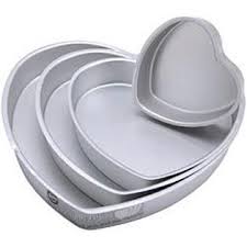 Save 20% with code 20madebyyou. Bake Something Tasty And Heart Shaped Kmart Has A Great Set Of Heart Shaped Baking Pans In Graduated Sizes Cake Pan Set Heart Cake Pan Cake Pans