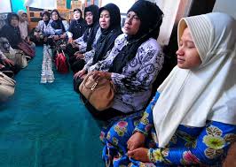 Check spelling or type a new query. Kekerasan Kepada Guru Oleh Wali Murid Dan Siswa Ada Apa