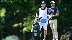 Mr roger sloan is a consultant orthopaedic surgeon specialising in shoulder and upper limb and trauma. Canada S Roger Sloan Shoots Career Low Round Tied For Lead At Wyndham Cbc Sports