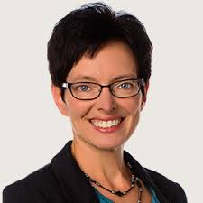 Kim Novotny's Instagram, Twitter & Facebook