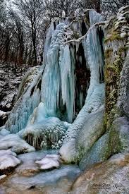 Citeşte mai multe despre tag cascada eşti pe pagina 1 din 1 a ultimelor ştiri despre cascada bigar publicate pe antena 3. BigÄƒr Cea Mai FrumoasÄƒ CascadÄƒ Din Lume A IngheÅ£at Si OferÄƒ Imagini De O FrumuseÅ£e RarÄƒ Waterfall Nature Landscape