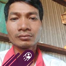 Friends that turn ordinary days into memories.” #kayladavies #friends  #fblifestyle #fyp