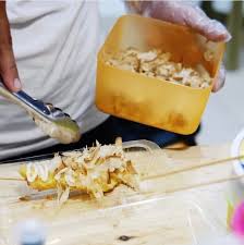 The most common meat used in tinorangsak is pork. 12 Varian Baru Telur Gulung Kekinian Rasanya Makin Kaya Dan Mantap