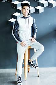 Pilot) dan warda membuka semula lembaran kisah dua tahun lalu. Opportunities Galore For Suri Hati Mr Pilot Actor Ben Amir