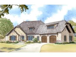 The exterior is usually made up of stucco or shake siding and gives off a warm comfortable look. Pin On Craftsman Houses