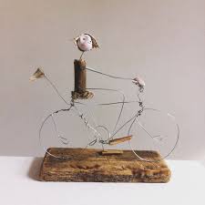 Jetzt wird das gerüst gebastelt. Draht Skulptur Bike Figur Aus Holz Von Sophiedumontdesigns Fahrrad Basteln Drahtkunst Bastelarbeiten