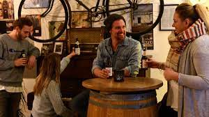 Sofa so good view source history talk (0) #sofasogood season 0, episode 43 information. Sofa So Good Bar In Hadern Wie Heimat Munchen Sz De