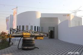 Incroyable Cette Maison De Deux Etages A Ete Entierement Construite Par Impression 3d Batiment Impression 3d Construire