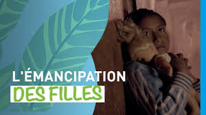 Maybe you would like to learn more about one of these? Dilili A Paris Michel Ocelot Cree Une Heroine Qui Aide Les Enfants Unicef France