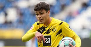 Similar players to gio reyna. Gio Reyna S Borussia Dortmund Form Is Positive News For The Club And The Us