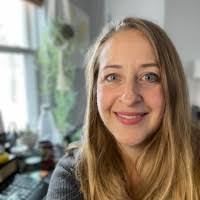 Suzanne Hansel Email & Phone Number