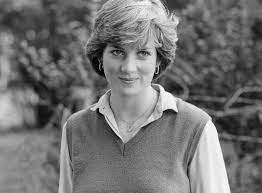 A Young Lady Diana Spencer Mirrorpix Princess Diana Photos Princess Diana Diana